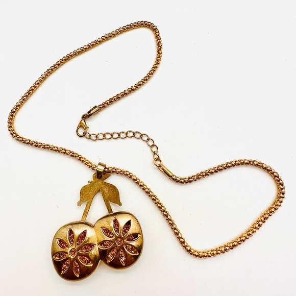 Retro Red Rhinestone Cherry Pendant Necklace - Picture 10 of 14